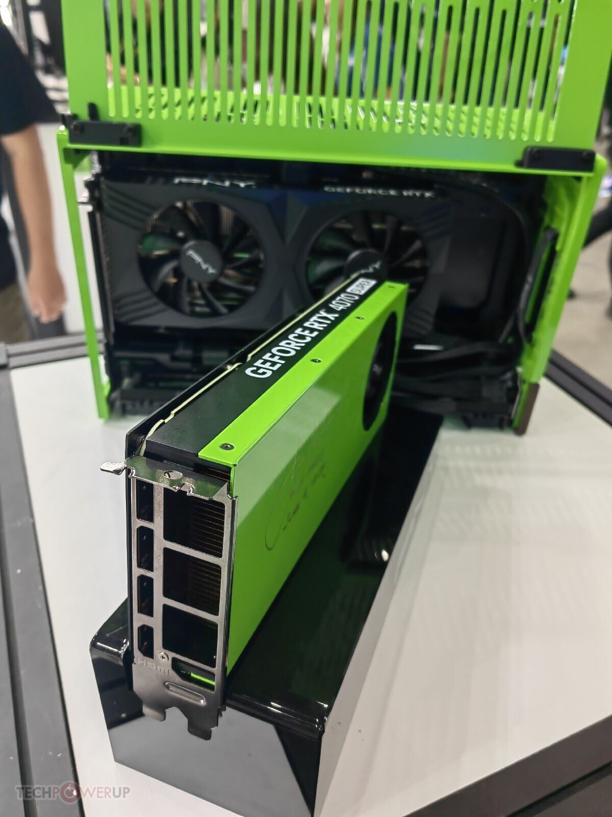 کارت گرافیک PNY GeForce RTX 4070 SUPER Blower