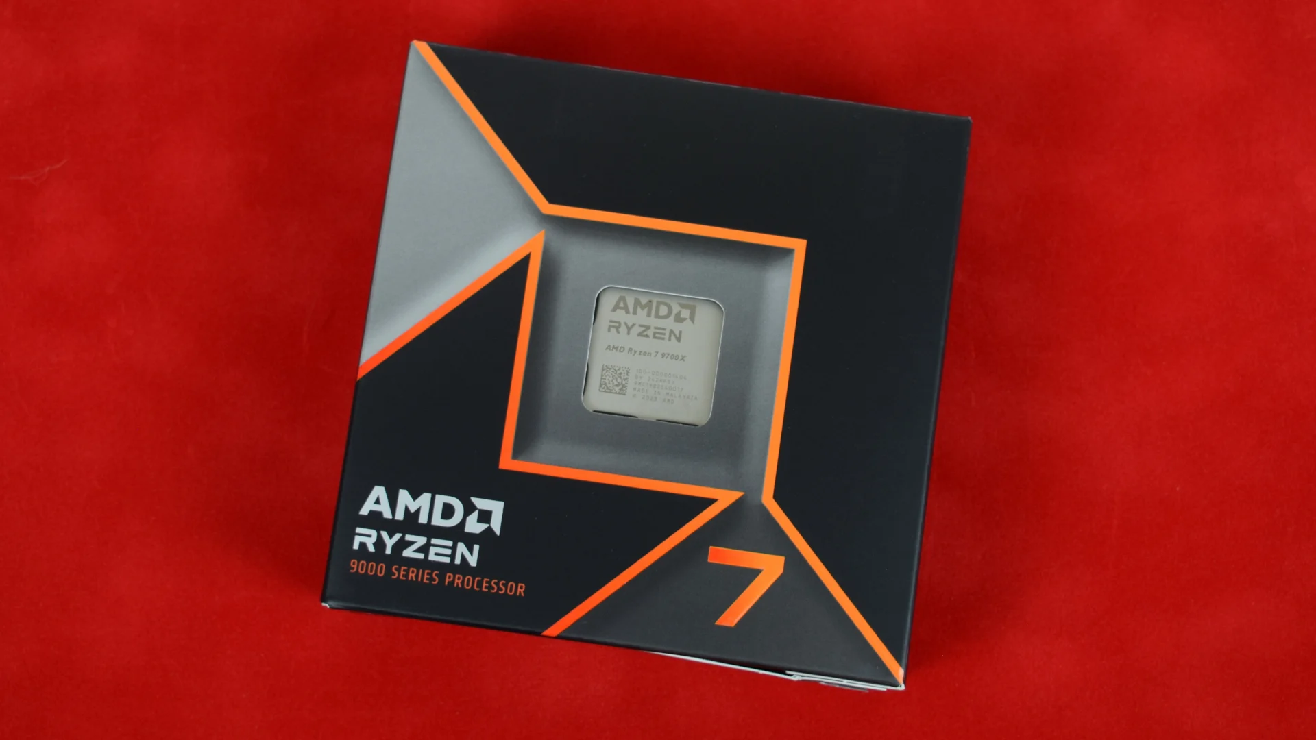 پردازنده AMD Ryzen 7 9700X